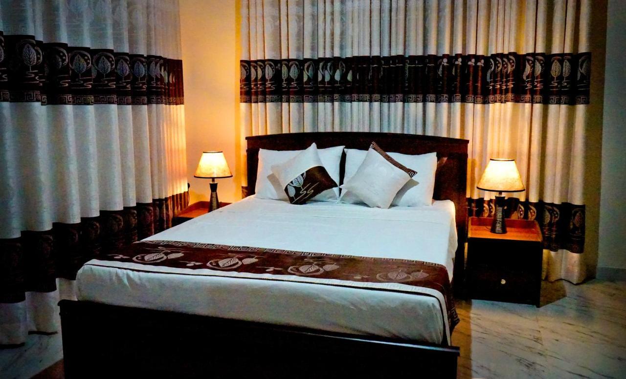 Sunset Hills Apartment แคนดี้ ภายนอก รูปภาพ